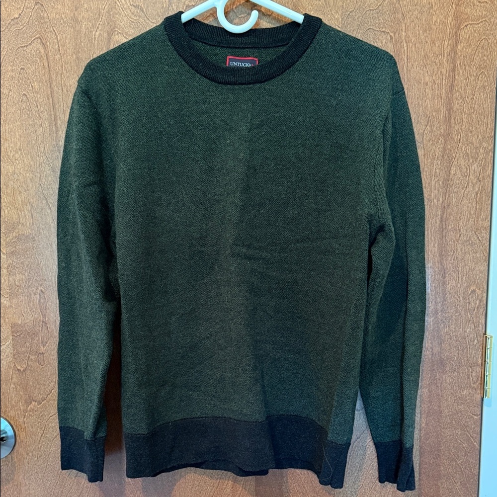 Green and Black UNTUCKit Crewneck Sweater size large